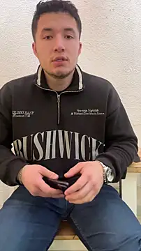 Snapshot of Alexander_Connor chatting on May 11, 2026, 12:17 pm Alexander Connor online show from May 11, 2026, 12:17 pm