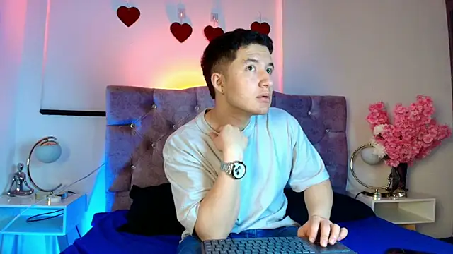 Alexander Connor online show from February 14, 2026, 12:16 pm