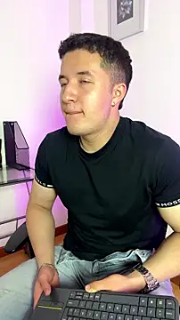 Snapshot of Alexander_Connor chatting on July 28, 2026, 12:48 pm Alexander Connor online show from July 28, 2026, 12:48 pm