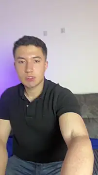 Alexander Connor online show from May 5, 2026, 11:57 am