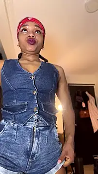 Snapshot of Ebony_love07 chatting on July 4, 2026, 11:09 pm Ebony love07 online show from July 4, 2026, 11:09 pm