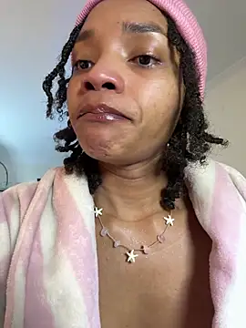 Ebony love07 online show from May 3, 2026, 1:25 pm