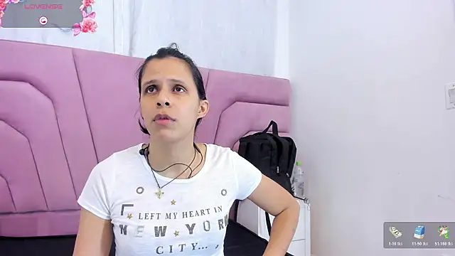 mitzukywinteer online show from March 1, 2026, 8:20 pm