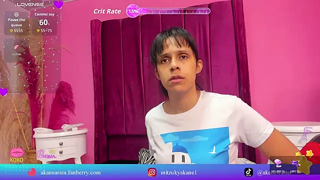 Snapshot of mitzukywinteer chatting on June 18, 2026, 9:53 pm mitzukywinteer online show from June 18, 2026, 9:53 pm