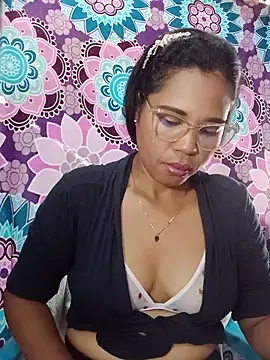 Snapshot of Yandris_1212 chatting on June 30, 2026, 1:22 pm Yandris 1212 online show from June 30, 2026, 1:22 pm