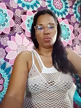 Snapshot of Yandris_1212 chatting on July 10, 2026, 1:55 pm Yandris 1212 online show from July 10, 2026, 1:55 pm