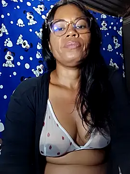 Snapshot of Yandris_1212 chatting on February 23, 2026, 1:40 am Yandris 1212 online show from February 23, 2026, 1:40 am