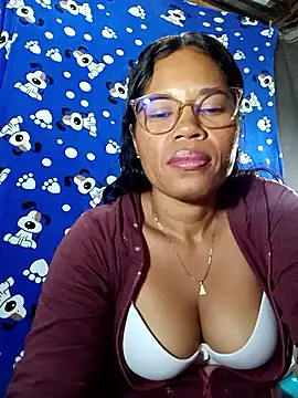 Snapshot of Yandris_1212 chatting on March 20, 2026, 1:06 am Yandris 1212 online show from March 20, 2026, 1:06 am