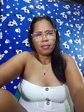 Snapshot of Yandris_1212 chatting on June 16, 2026, 1:38 am Yandris 1212 online show from June 16, 2026, 1:38 am