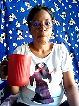 Snapshot of Yandris_1212 chatting on February 22, 2026, 1:35 pm Yandris 1212 online show from February 22, 2026, 1:35 pm