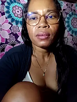 Snapshot of Yandris_1212 chatting on March 6, 2026, 1:55 am Yandris 1212 online show from March 6, 2026, 1:55 am