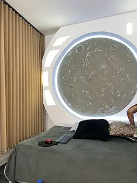 Tatiana bram  online show from February 1, 2026, 2:32 am