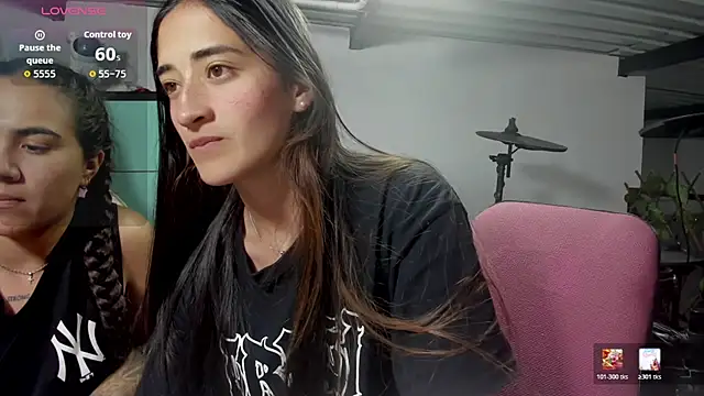 Snapshot of VictoriaHoneyy chatting on June 26, 2026, 2:28 am VictoriaHoneyy online show from June 26, 2026, 2:28 am