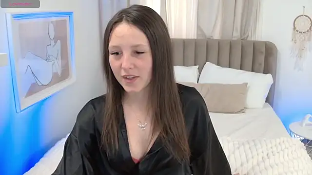 Miss sindy11 online show from April 22, 2026, 5:47 am