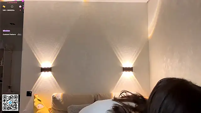 LouiseChavez online show from March 6, 2026, 8:20 am