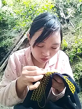 lia-coy online show from February 11, 2026, 3:28 am