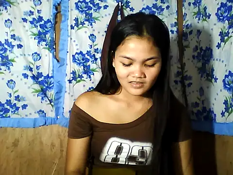 PinaySkinnyJust18 online show from April 28, 2026, 2:27 am