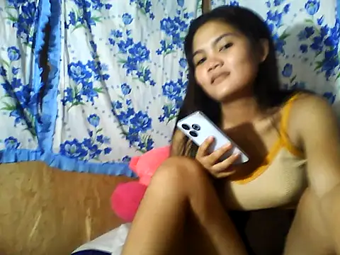 PinaySkinnyJust18 online show from July 3, 2026, 9:38 am