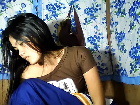 PinaySkinnyJust18 online show from April 27, 2026, 10:19 pm