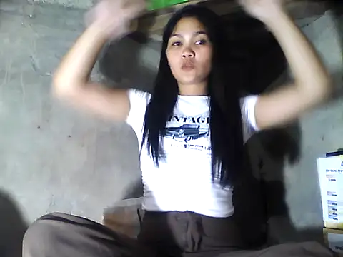 PinaySkinnyJust18 online show from July 17, 2026, 2:14 pm