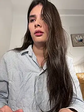 Lily WellGifted online show from February 15, 2026, 1:54 pm