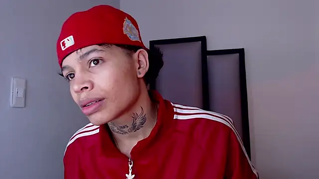 Snapshot of Dogan_Renzo0 chatting on February 18, 2026, 11:50 am Dogan Renzo0 online show from February 18, 2026, 11:50 am