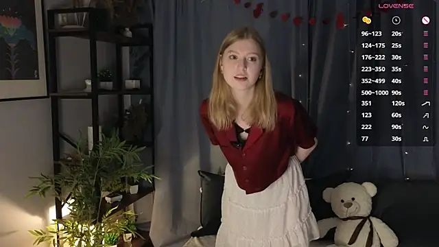 LanaRoxxy online show from February 13, 2026, 11:21 am