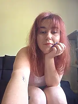 Snapshot of Ashlovescannabis chatting on June 14, 2026, 1:56 pm Ashlovescannabis online show from June 14, 2026, 1:56 pm