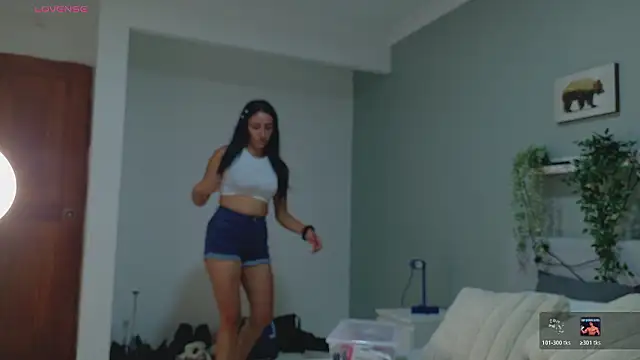 Snapshot of AmmyRouse__ chatting on March 5, 2026, 10:56 am AmmyRouse online show from March 5, 2026, 10:56 am