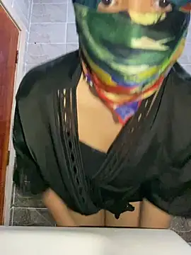 Snapshot of Rabab_Queen chatting on April 3, 2026, 12:28 am Rabab Queen online show from April 3, 2026, 12:28 am