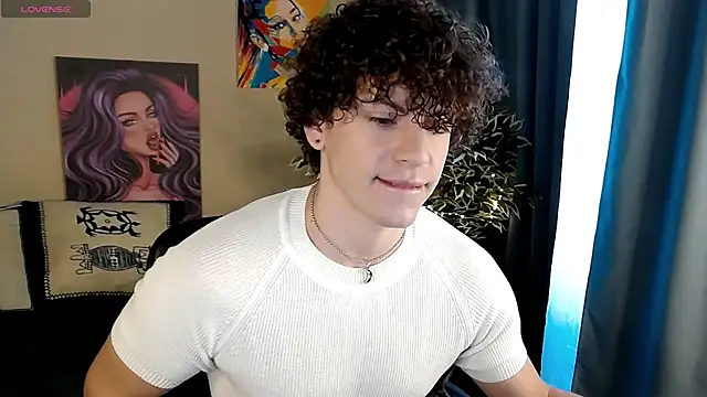 TylerGibson online show from May 7, 2026, 4:50 am