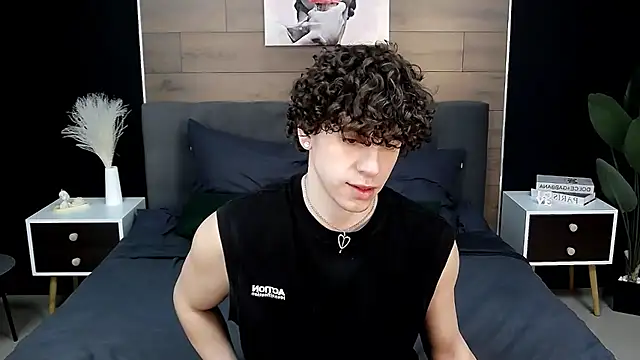 Snapshot of TylerGibson chatting on March 18, 2026, 6:38 am TylerGibson online show from March 18, 2026, 6:38 am