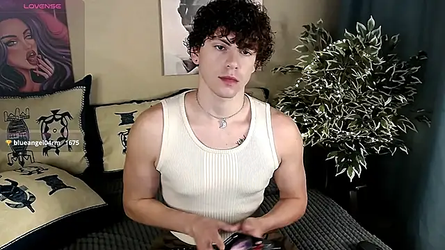 Snapshot of TylerGibson chatting on May 16, 2026, 3:55 pm TylerGibson online show from May 16, 2026, 3:55 pm