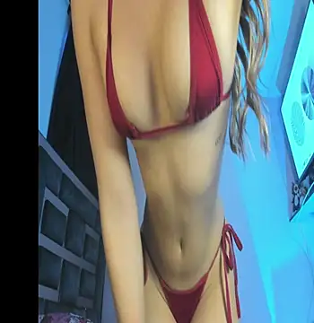 Snapshot of BellaMoon_ chatting on May 3, 2026, 7:39 pm BellaMoon online show from May 3, 2026, 7:39 pm