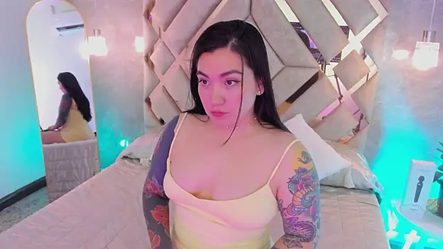 KathiaJenner online show from February 9, 2026, 1:42 pm