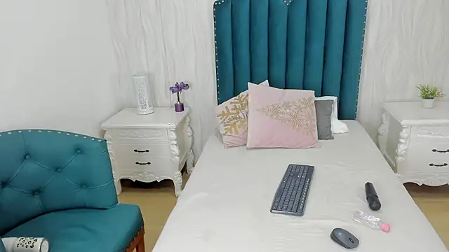 alicia bond online show from January 31, 2026, 8:18 pm