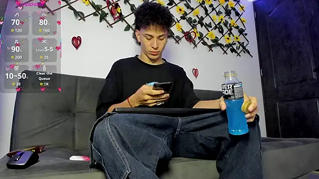 Maxxx bigcockx online show from February 4, 2026, 2:28 am