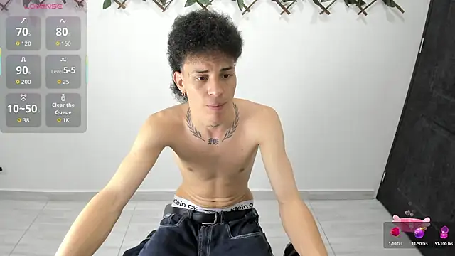 Snapshot of Maxxx_bigcockx chatting on March 7, 2026, 4:30 am Maxxx bigcockx online show from March 7, 2026, 4:30 am