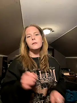 HazelFr33bird online show from October 13, 2025, 2:18 pm