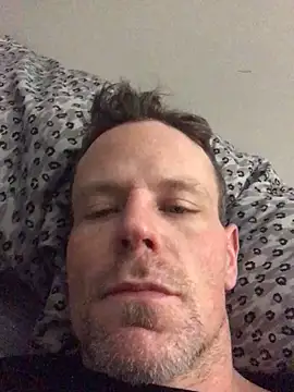 Snapshot of ryallcjohnson chatting on February 17, 2026, 3:37 am ryallcjohnson online show from February 17, 2026, 3:37 am