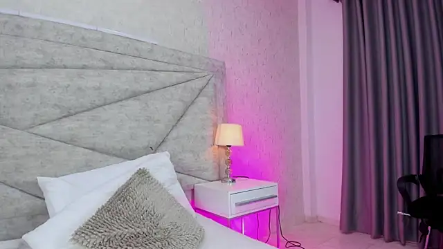 Snapshot of RousSweet- chatting on March 2, 2026, 9:11 pm RousSweet- online show from March 2, 2026, 9:11 pm