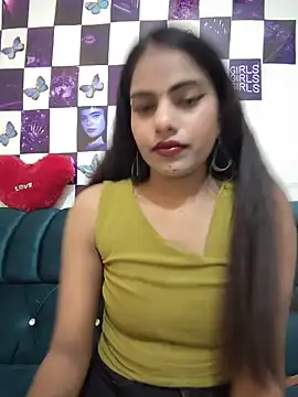 Alisha Babyy online show from June 17, 2026, 2:33 am