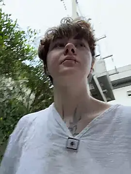 Snapshot of IceMur chatting on March 19, 2026, 2:33 am IceMur online show from March 19, 2026, 2:33 am