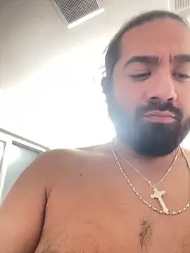 latinflarovs online show from February 1, 2026, 10:46 am