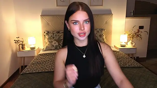 Snapshot of Silena_sky chatting on August 2, 2026, 7:29 am Silena sky online show from August 2, 2026, 7:29 am