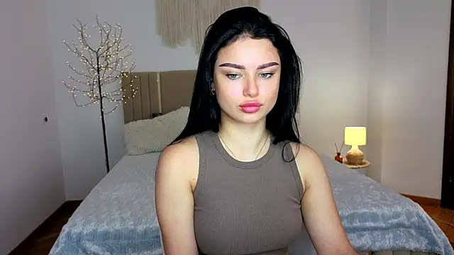 Snapshot of Silena_sky chatting on June 20, 2026, 6:51 am Silena sky online show from June 20, 2026, 6:51 am