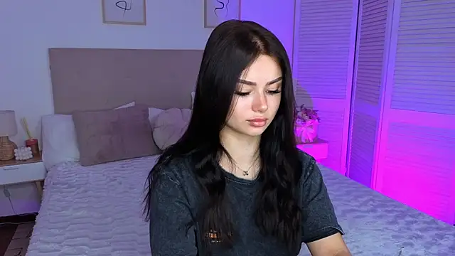 Snapshot of Silena_sky chatting on July 12, 2026, 6:36 am Silena sky online show from July 12, 2026, 6:36 am