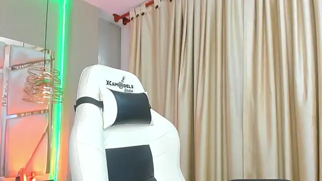 francis 20 online show from March 4, 2026, 12:46 pm