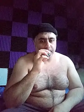 Snapshot of Bear_1985 chatting on March 2, 2026, 4:58 pm Bear 1985 online show from March 2, 2026, 4:58 pm