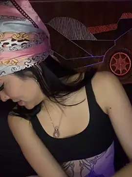 MamiSoft420 online show from March 5, 2026, 1:24 am